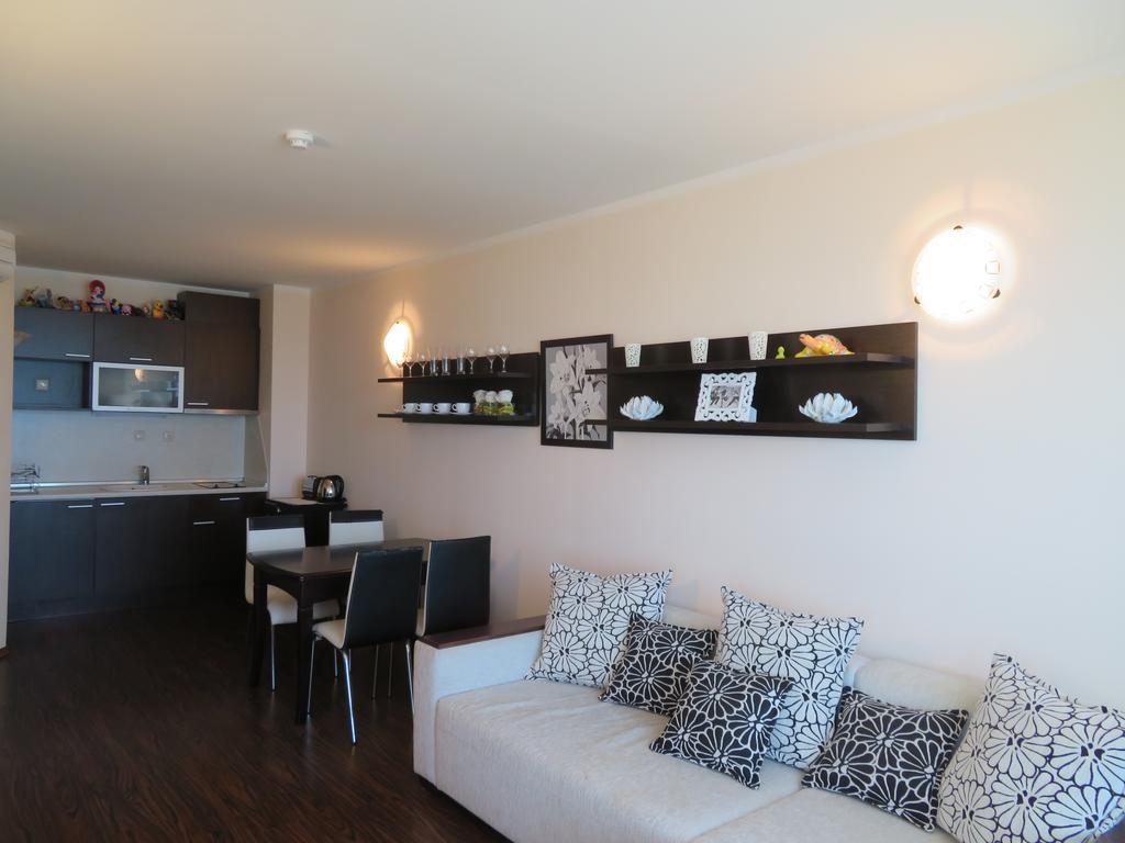 Apartments Sirena First Line - Апартаменти Сирена На Първа Линия 골든샌드 외부 사진