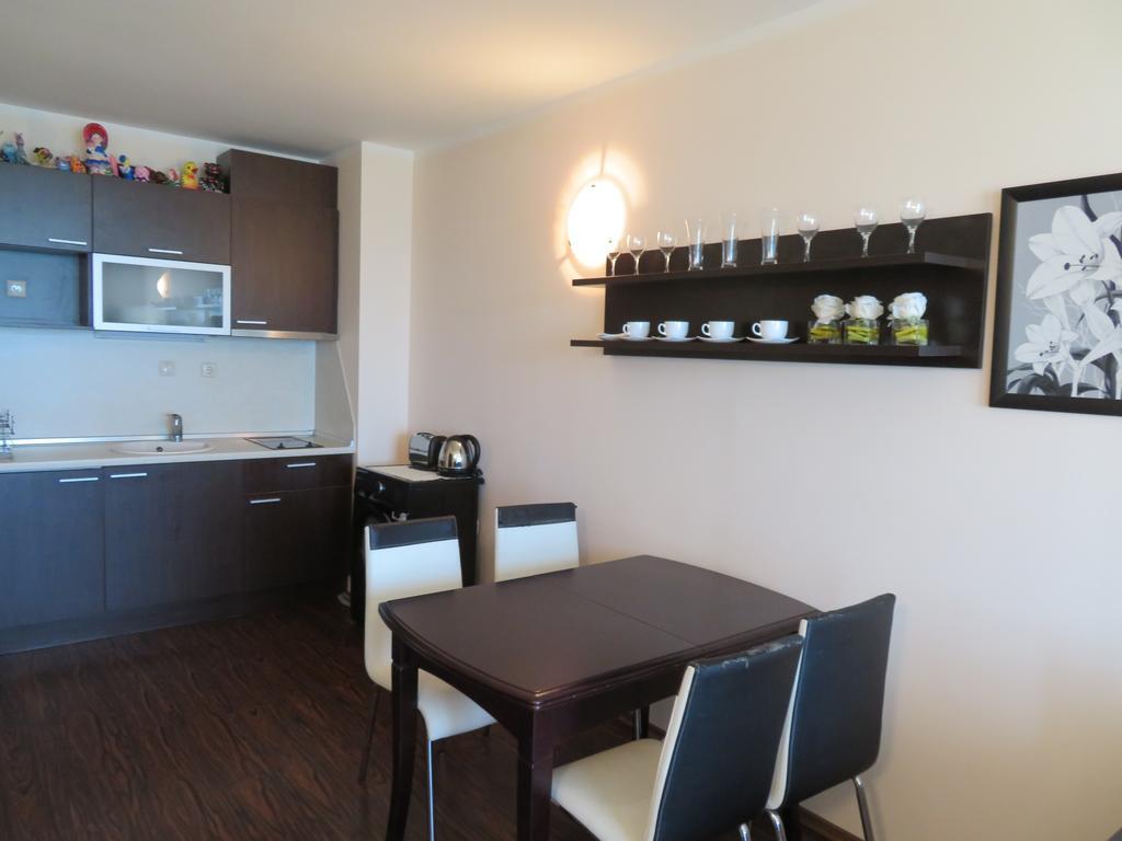 Apartments Sirena First Line - Апартаменти Сирена На Първа Линия 골든샌드 외부 사진